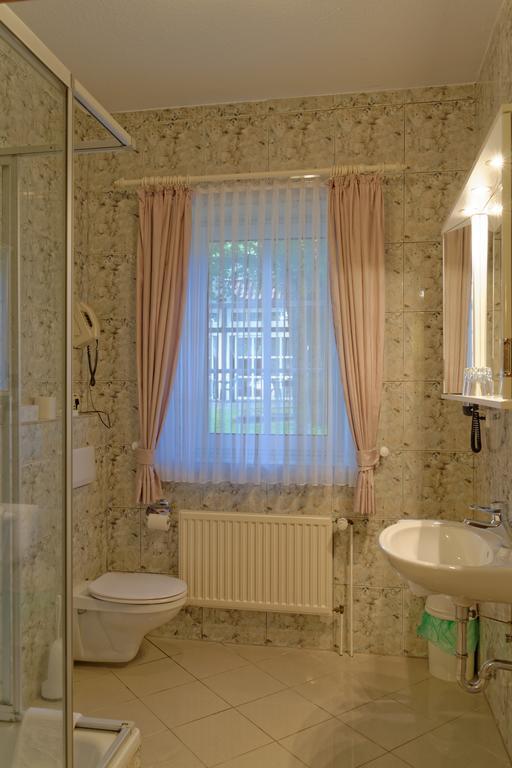 ברגן Landhotel Michaelishof מראה חיצוני תמונה